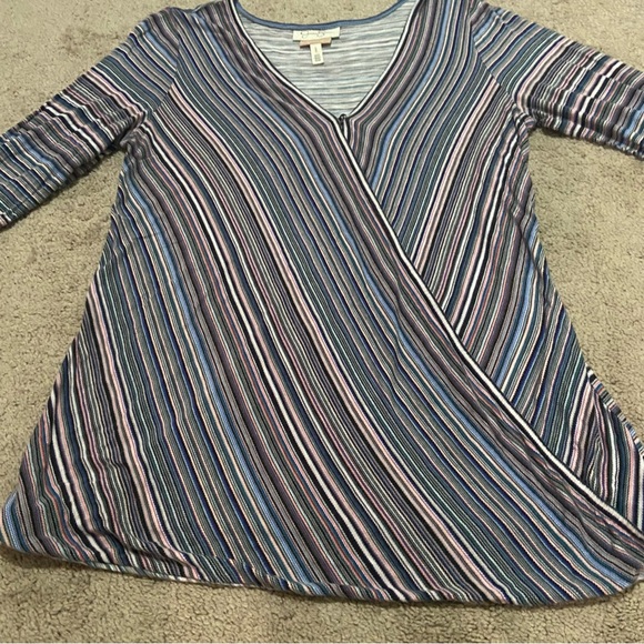 Jessica Simpson Nursing Shirt Size Large - Picture 10 of 11